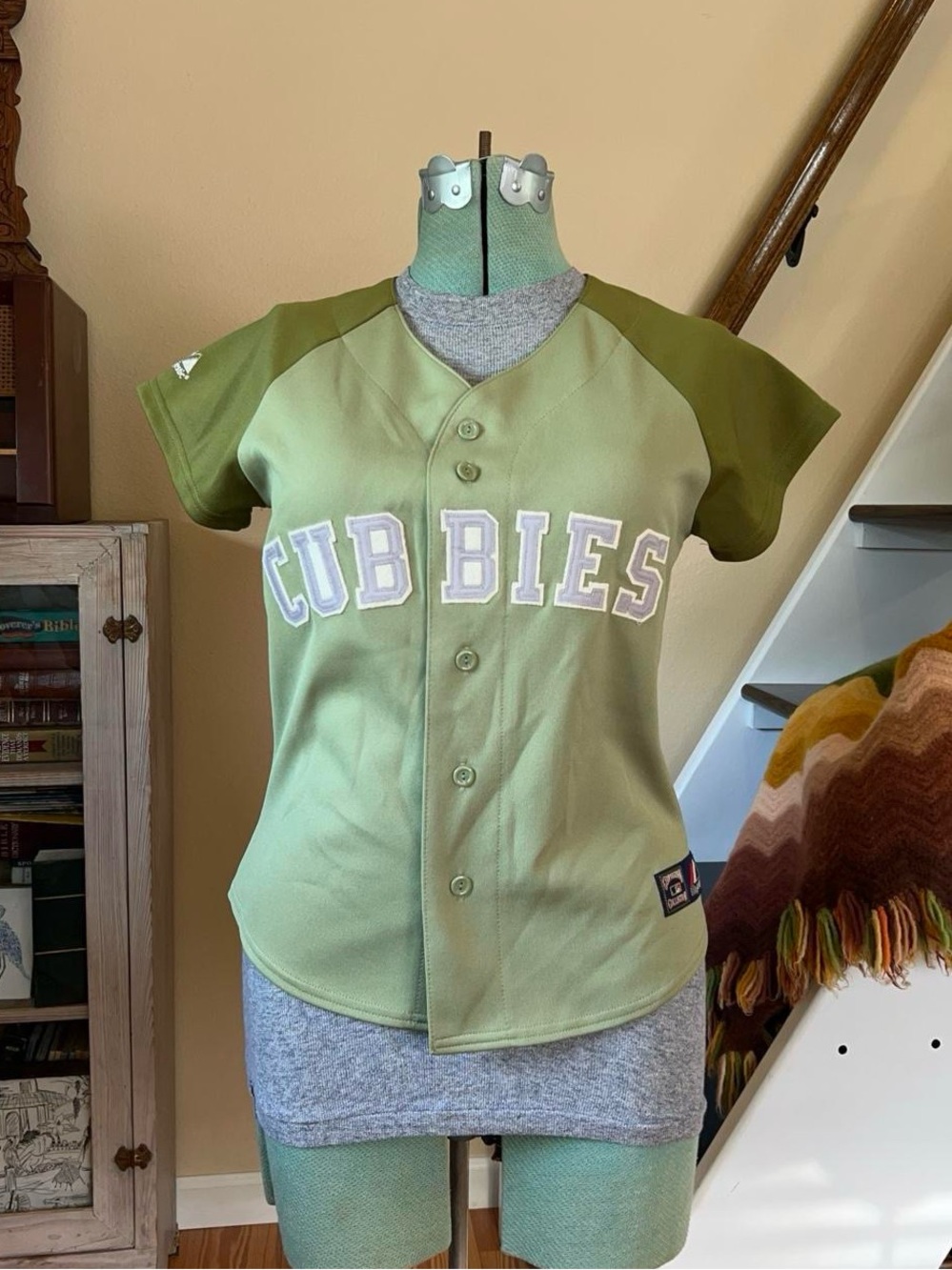 Vintage Y2K Chicago Cubs Cubbies Green & White Women’s Baseball Jersey USA Made